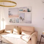 Apartment H&o Kings Palace Sea View *