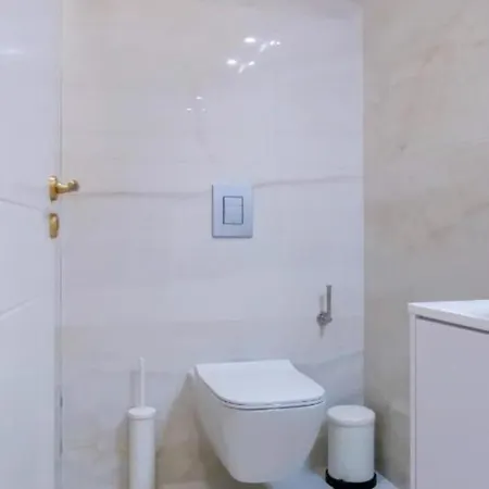 Apartment H&o Kings Palace Sea View