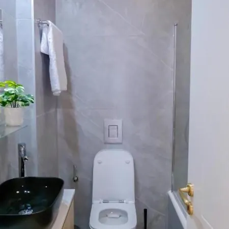 Apartment H&o Kings Palace Sea View Paphos