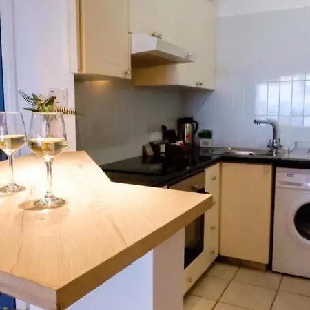 H&o Kings Palace Sea View Apartment Paphos