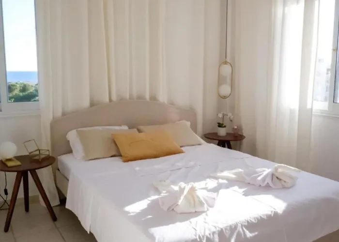 H&o Kings Palace Sea View * 파포스